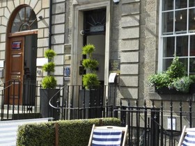 CastleView Guest House