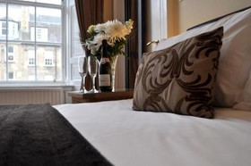 CastleView Guest House