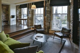 Old Town Chambers, Autograph Collection