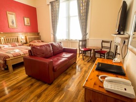 Corstorphine Lodge Hotel