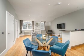 Destiny Scotland - St. Andrew Square Apartments