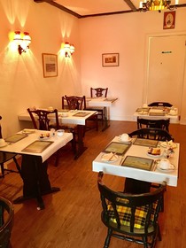 Dorstan Guest House