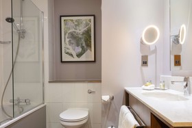 DoubleTree by Hilton Hotel Edinburgh Airport