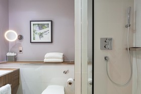 DoubleTree by Hilton Hotel Edinburgh Airport