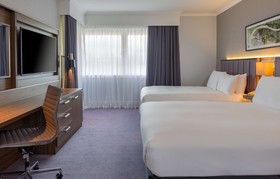 DoubleTree by Hilton Hotel Edinburgh Airport