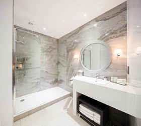 DoubleTree by Hilton Hotel Edinburgh City Centre