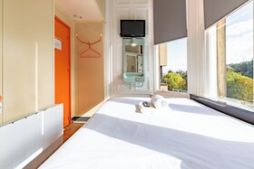 easyHotel Edinburgh