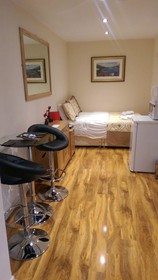 Edinburgh City Suites