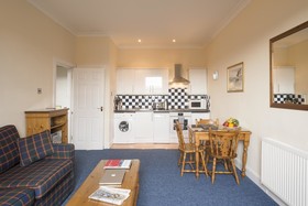 Fountain Court - Morrison Apartments