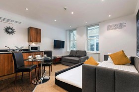 Heeton Concept Hotel - Stewart Aparthotel Edinburgh