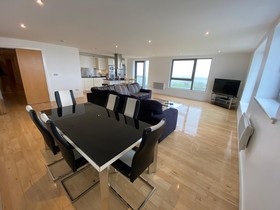 Grand Harbour Apartments