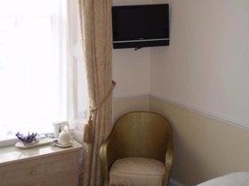 Highfield Guest House