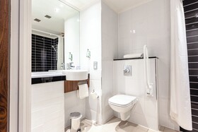 Holiday Inn Express Edinburgh Airport