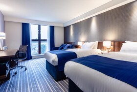 Holiday Inn Express Edinburgh Airport