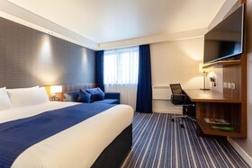 Holiday Inn Express Edinburgh Airport