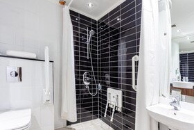 Holiday Inn Express Edinburgh Airport