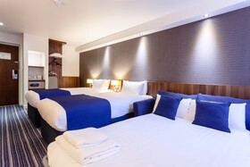 Holiday Inn Express Edinburgh Airport