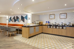 Holiday Inn Express Edinburgh City Centre