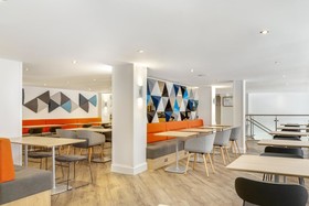 Holiday Inn Express Edinburgh City Centre