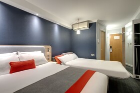 Holiday Inn Express Edinburgh - Leith Waterfront