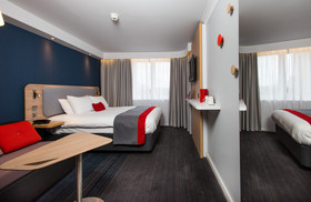 Holiday Inn Express Edinburgh - Leith Waterfront
