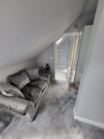 Lauderville Guest House