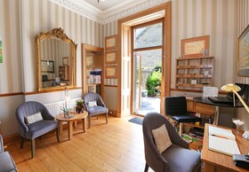 Lauderville Guest House