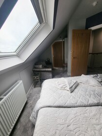 Lauderville Guest House