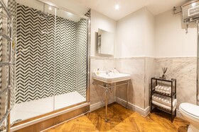 Linton Collection - North Bridge Apartments