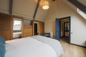 Linton Collection - North Bridge Apartments