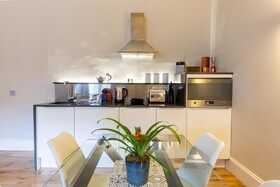 Linton Collection - North Bridge Apartments