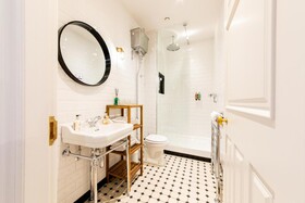 Linton Collection - North Bridge Apartments