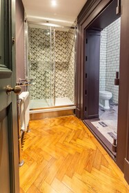 Linton Collection - North Bridge Apartments