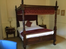 Melville Castle