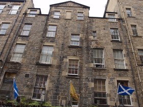 Niddry Street Apartments