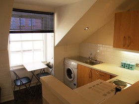 Niddry Street Apartments