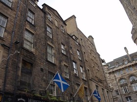 Niddry Street Apartments