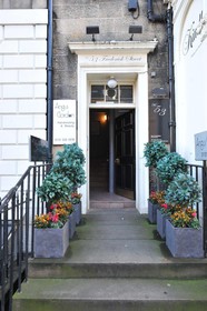 No 53 Frederick Street Bed And Breakfast