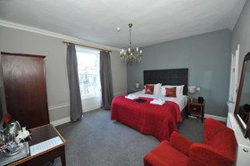 No 53 Frederick Street Bed And Breakfast