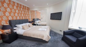 Palmerston Suites