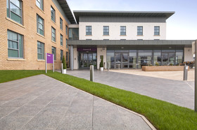 Premier Inn Edinburgh Airport (Newbridge) Hotel