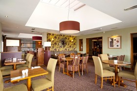 Premier Inn Edinburgh Airport (Newbridge) Hotel