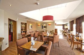 Premier Inn Edinburgh Airport (Newbridge) Hotel