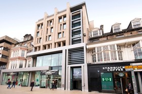 Premier Inn Edinburgh City Centre