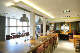 Premier Inn Edinburgh City Centre