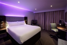 Premier Inn Edinburgh City Centre