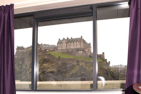 Premier Inn Edinburgh City Centre