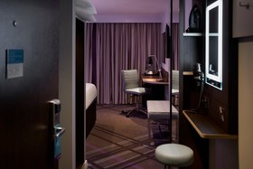 Premier Inn Edinburgh City Centre