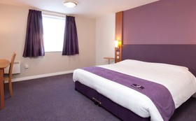 Premier Inn Edinburgh City Centre