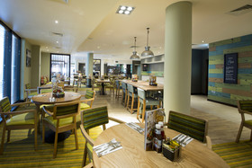 Premier Inn Edinburgh City Centre Royal Mile
